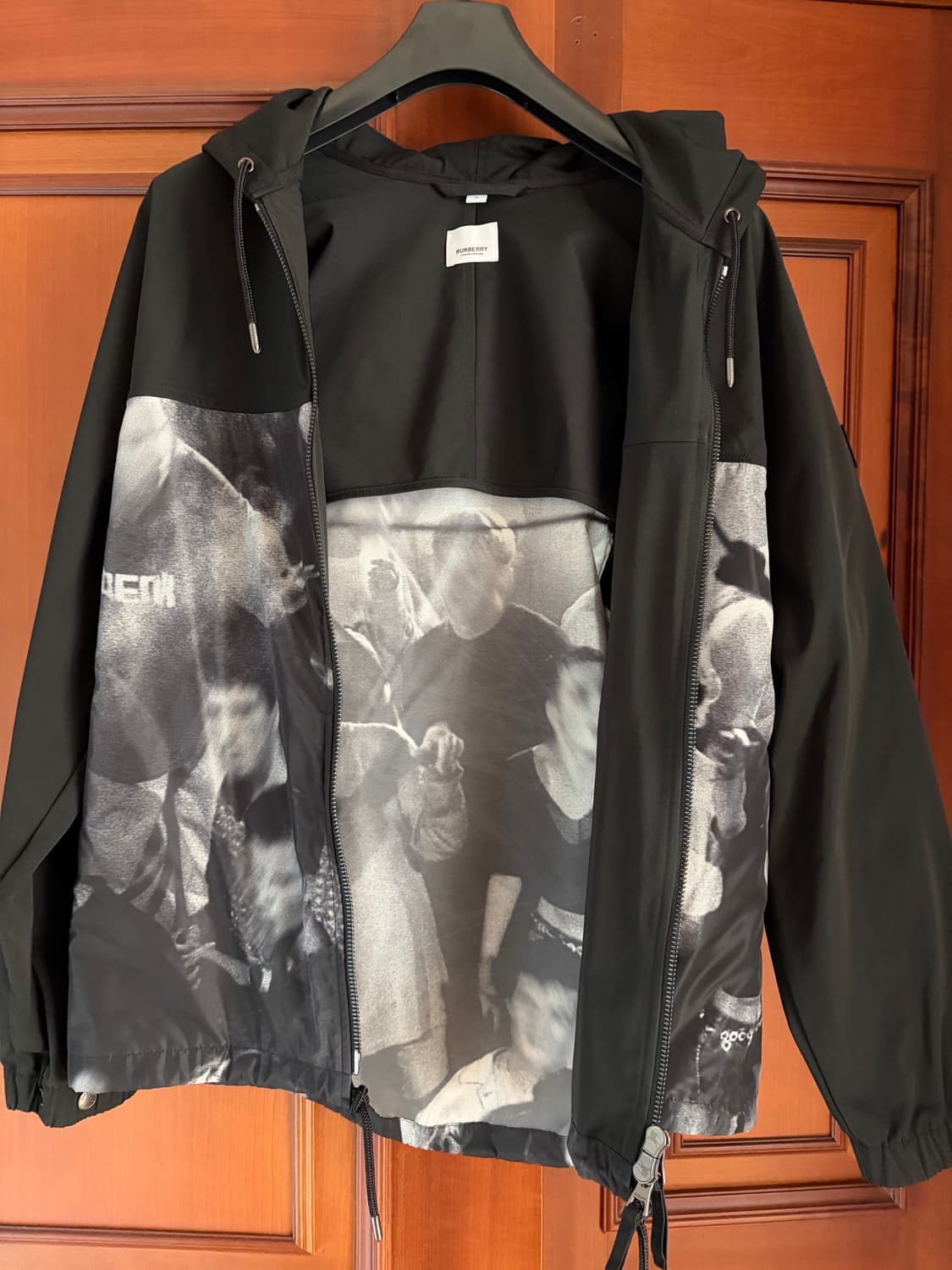 버버리 바람막이 상품이미지5