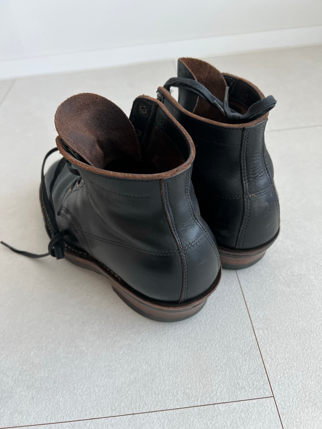 화이츠부츠 세미드레스 블랙 상품이미지3