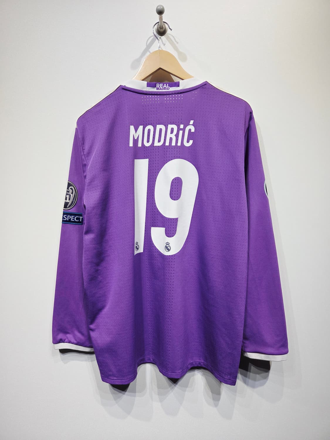 레알마드리드 16-17 모드리치 어웨이 긴팔_XL 상품이미지2