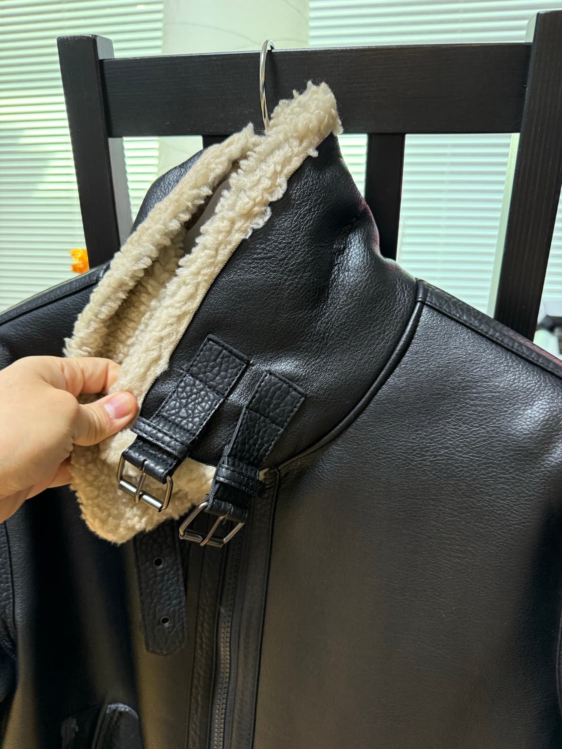 더레스큐 쿠마나 무스탕 L 상품이미지2