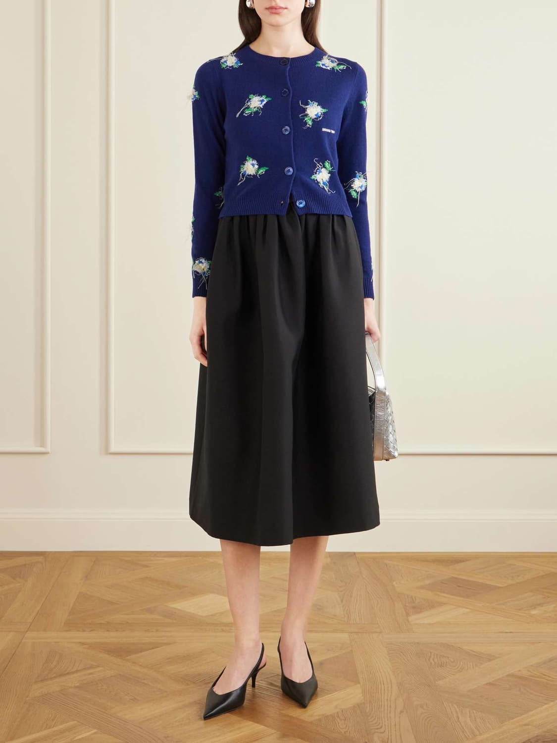 [8,10,12]슈슈통 26ss 스레드워크 플로럴 가디건/네이비 상품이미지5