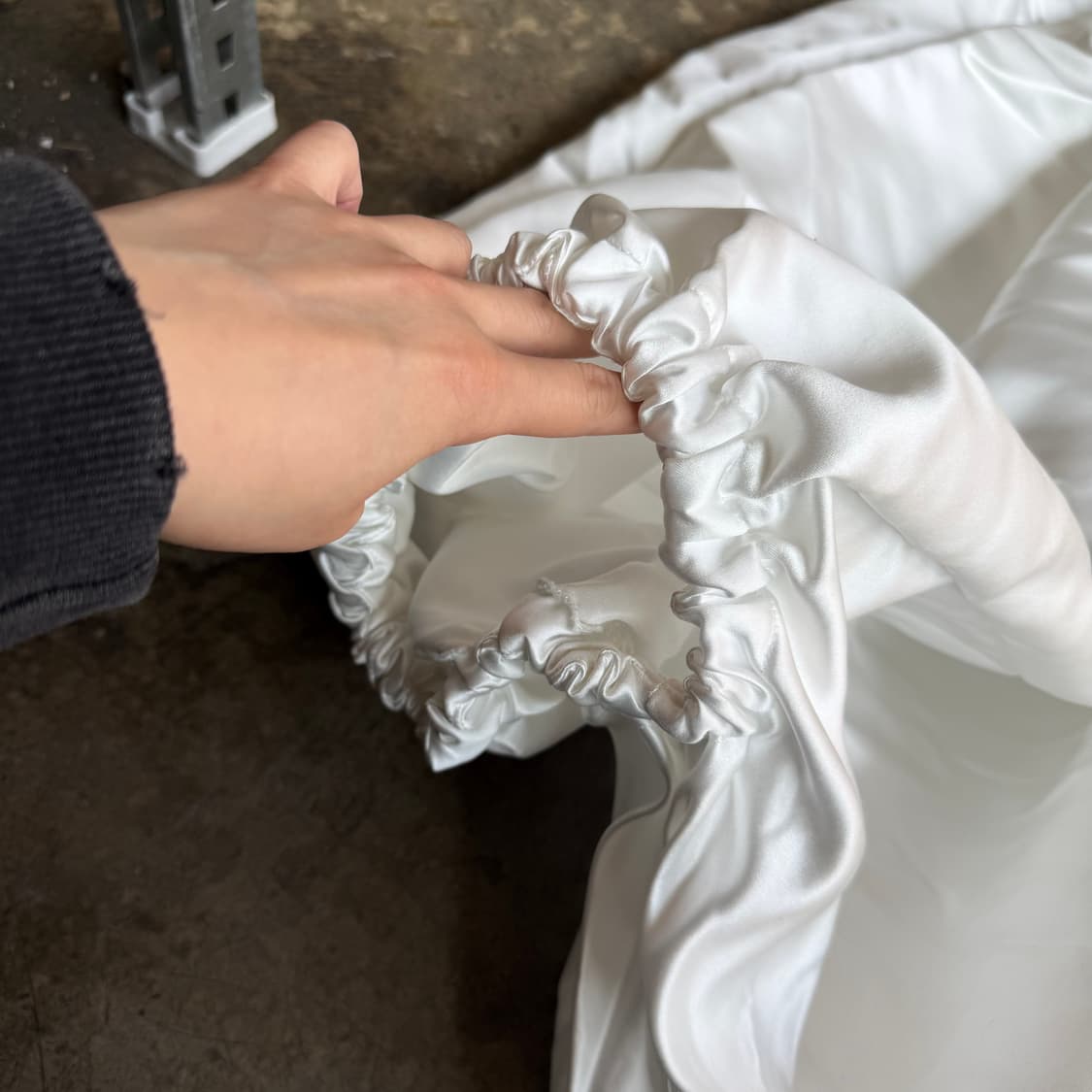 23aw 꼼데가르송 사틴 벌룬 팬츠 S 상품이미지6