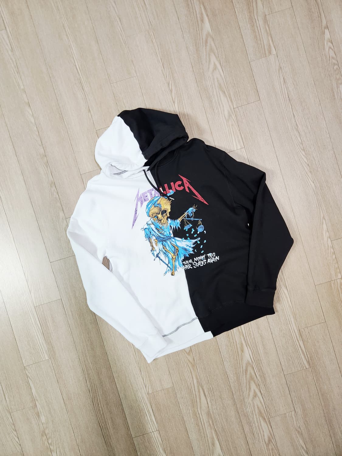 메탈리카 블랙 화이트 프린트 후드 티셔츠 상품이미지1