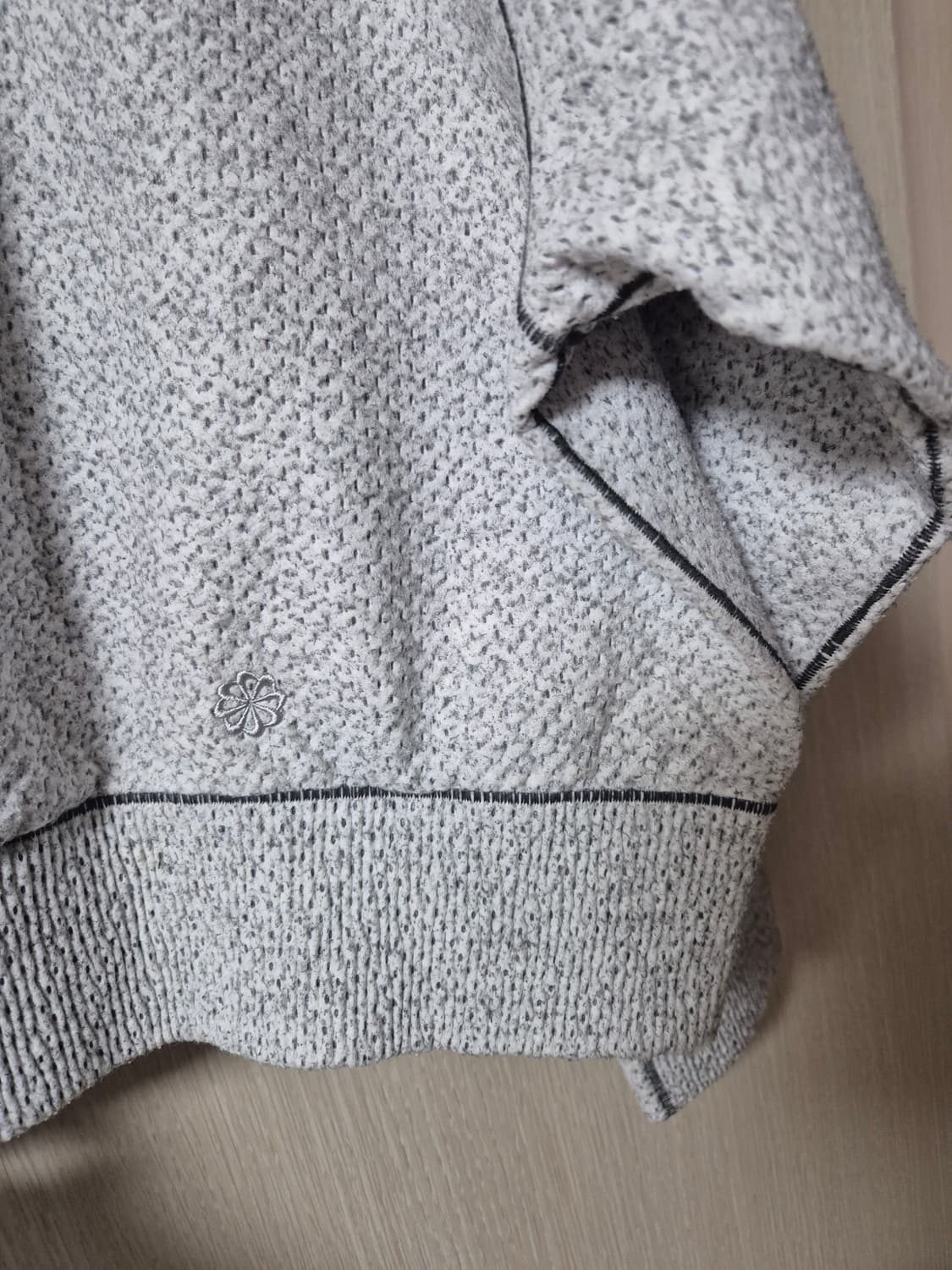 (23년)  나이키 테크팩 후드티 그레이 후드 여성 M 상품이미지4