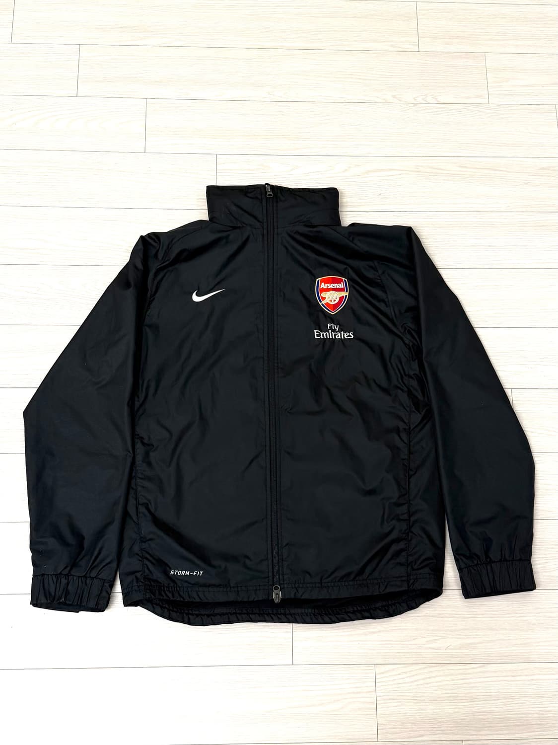 아스날 나이키 바람막이 상품이미지1