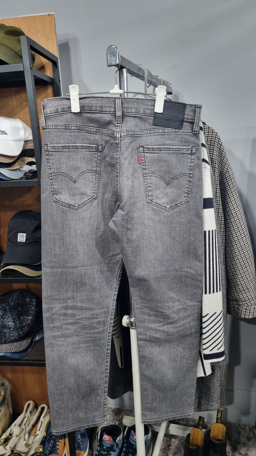 (L E V I S 502) tapered  그레이진 허리반품42(32) 상품이미지3