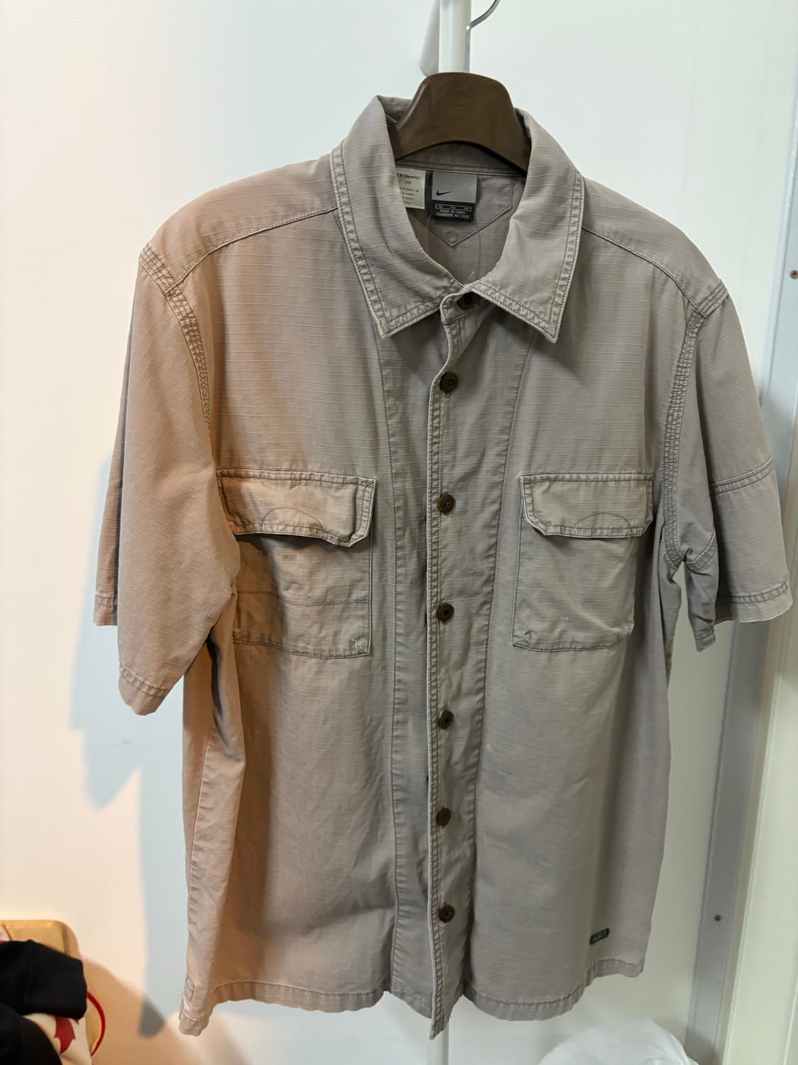 나이키 반팔 셔츠 XL 베이지 상품이미지1