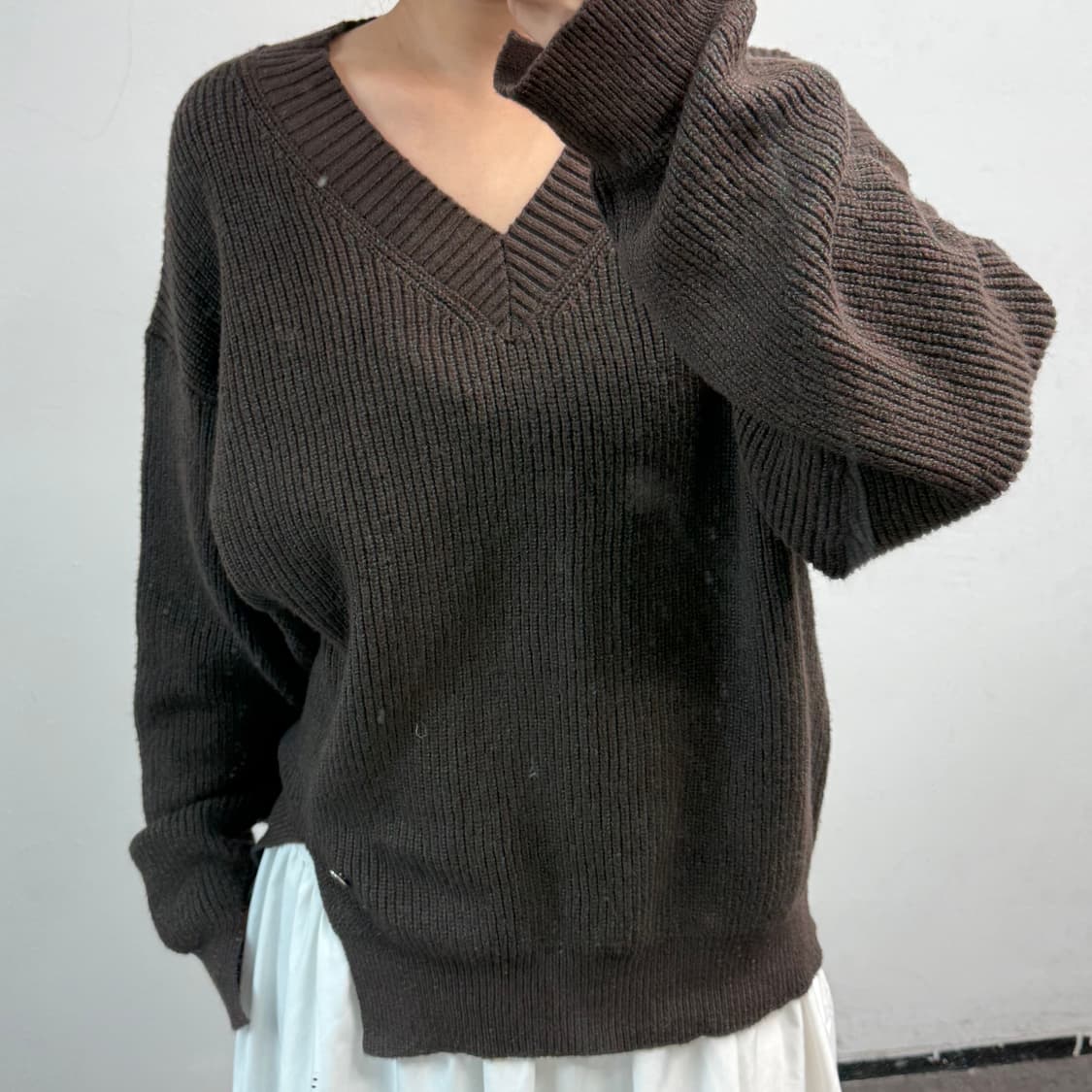 [L] 새상품 택 메종미네드 브이넥 니트 상품이미지2