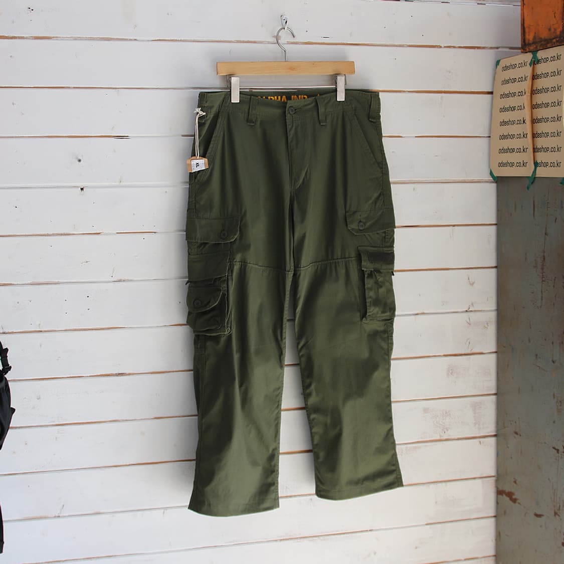 (착용컷) 알파 인더스트리 카고 팬츠 (남성용 35.5) 상품이미지2