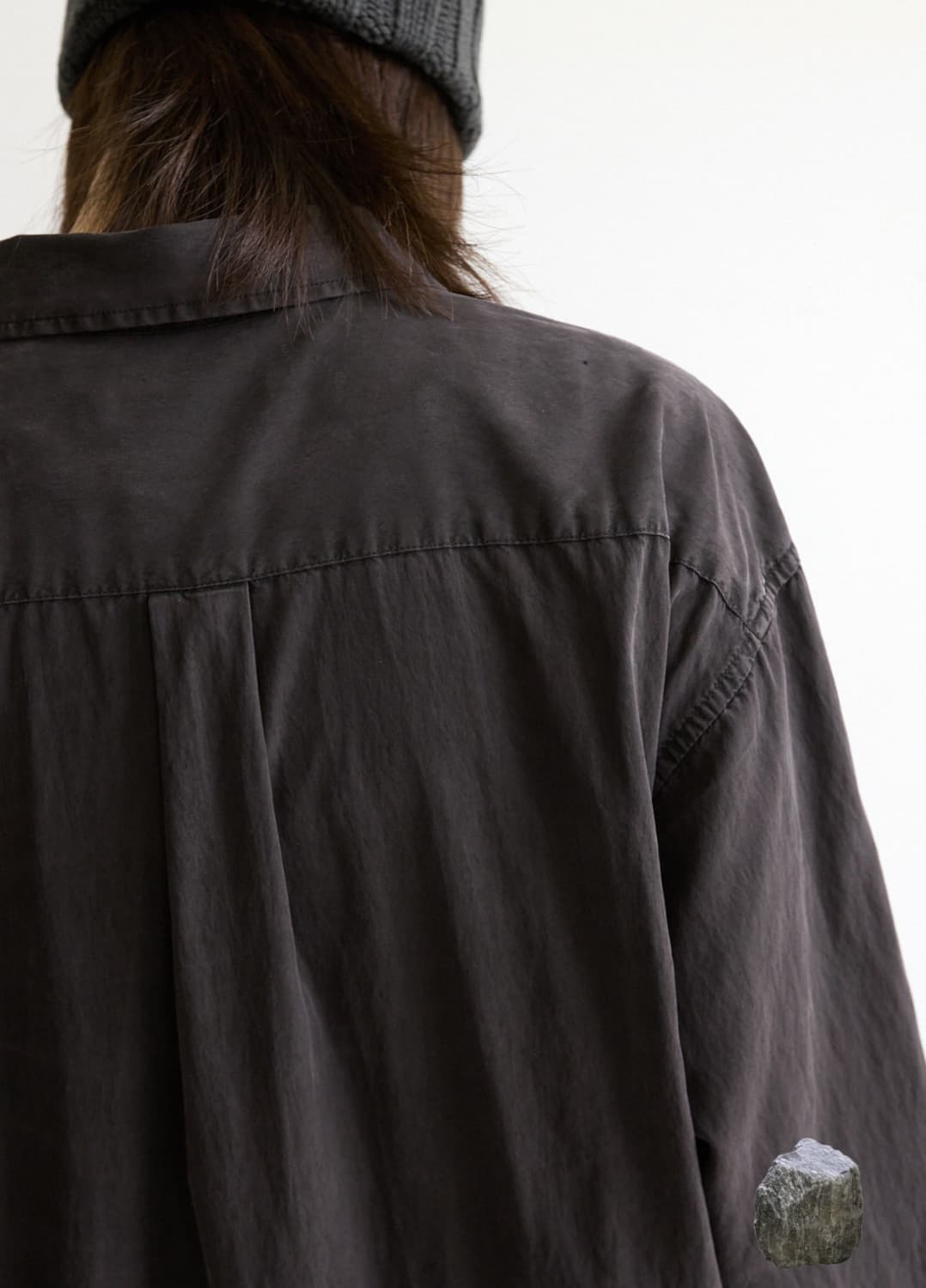 해칭룸 라나셔츠 차콜 4 상품이미지3