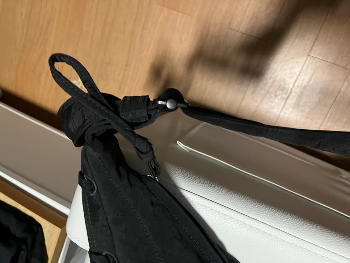 르메르 게임백 스몰 다크브라운 단품 팝니다 상품이미지3