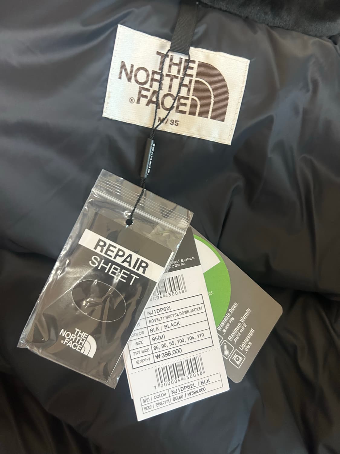 노스페이스 눕시패딩 텍 뜯지 않은 상품입니다 ! 상품이미지2