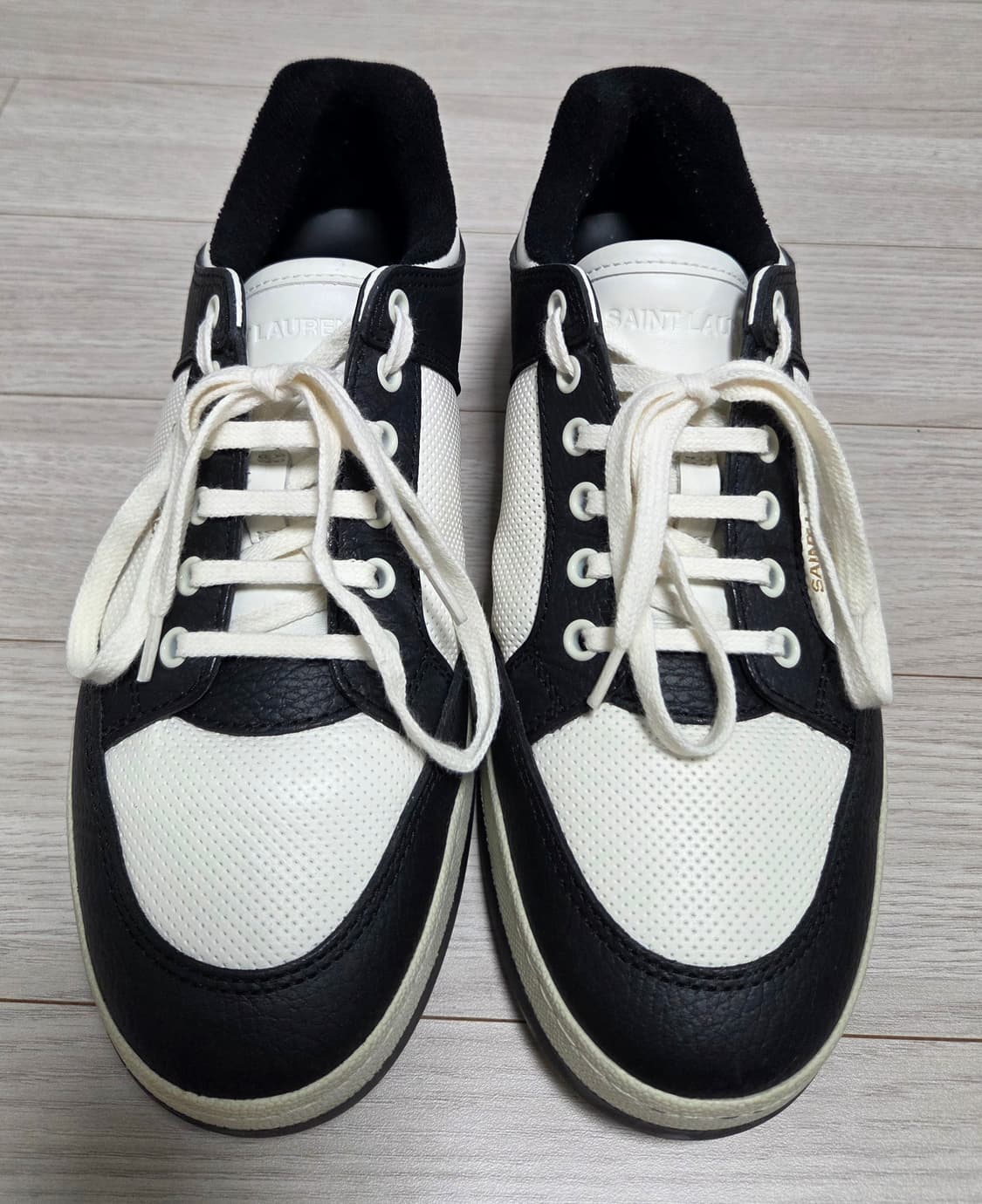 생 로랑 상품이미지1