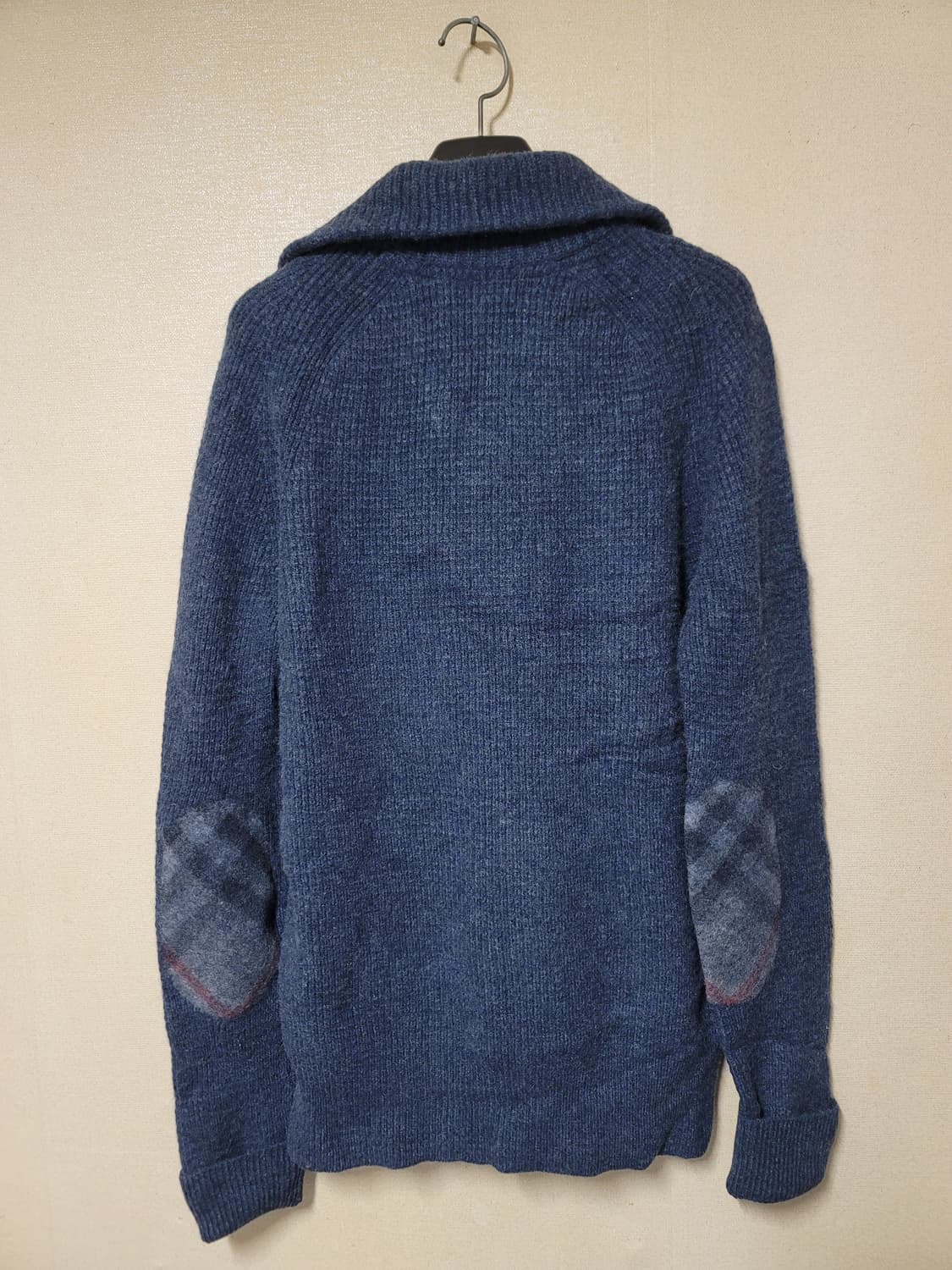 버버리 브릿 캐시미어 혼방 하이넥 니트 상품이미지5