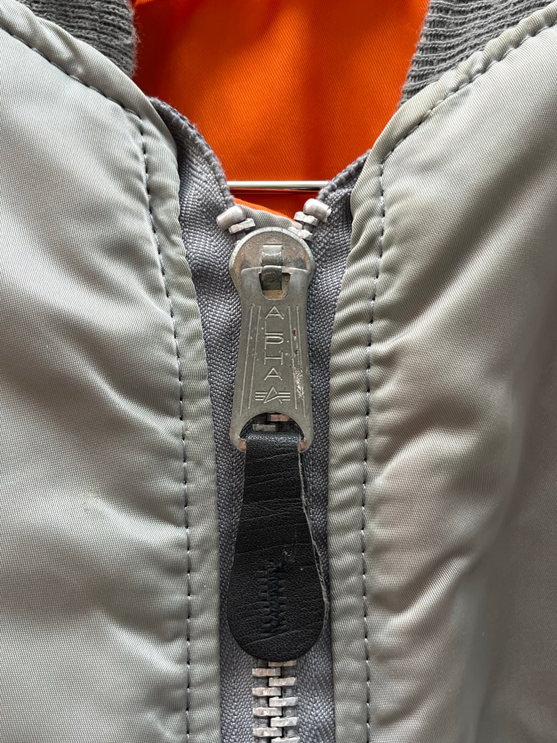 90s USA 미군 알파 인더스트리 MA-1 항공 점퍼 플라이트 자켓 상품이미지4