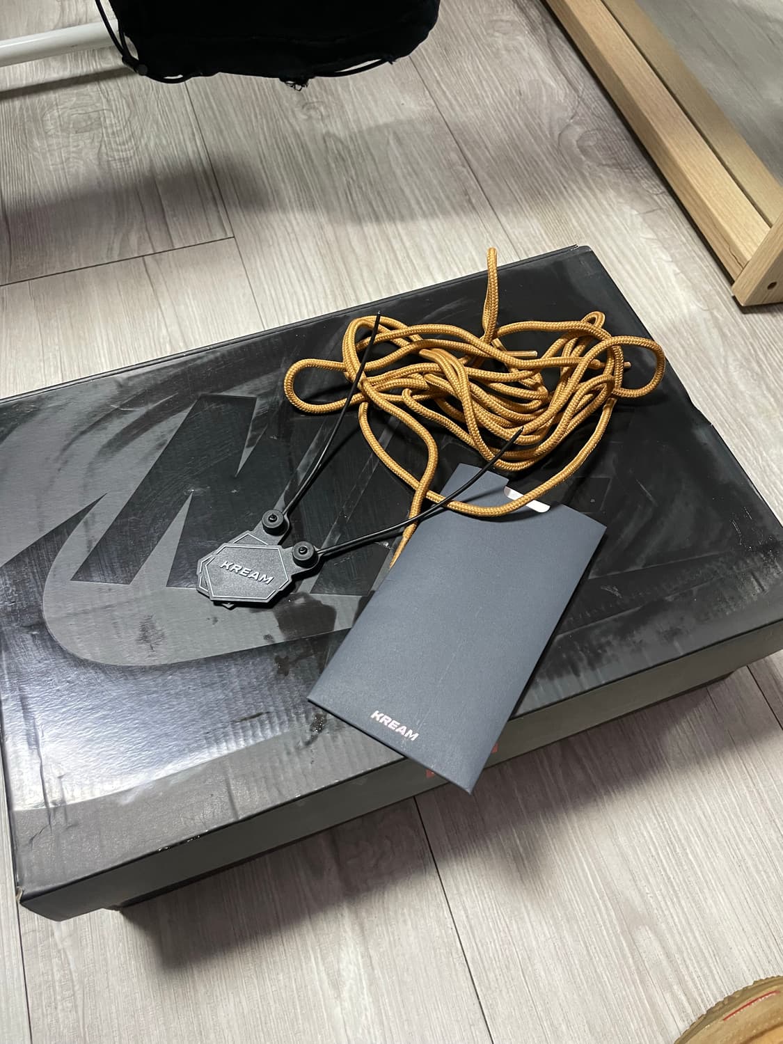 나이키 슈프림 된장 에어포스 270 상품이미지5