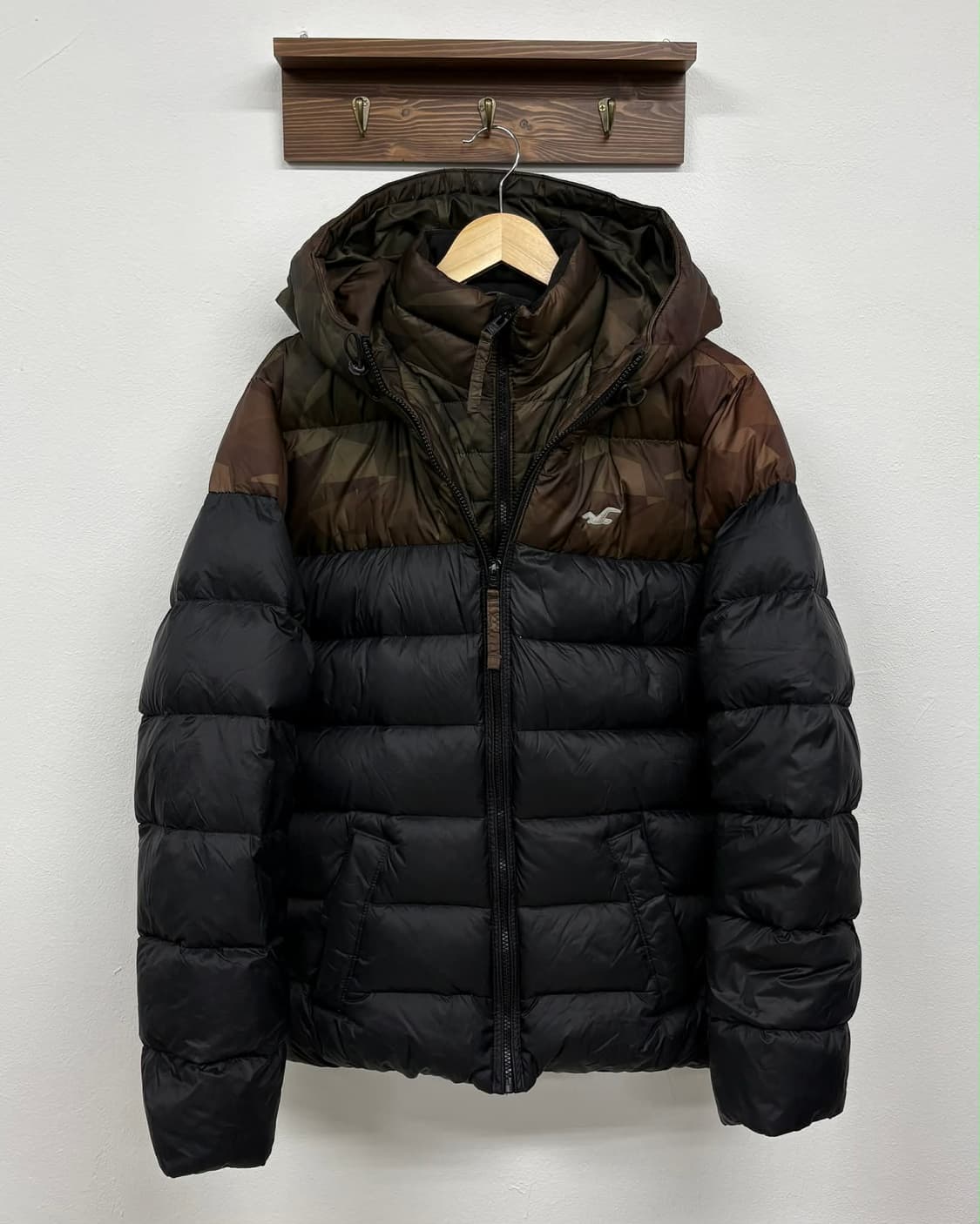 [M] 홀리스터 카모플라쥬 블록 다운 후드 패딩 상품이미지1