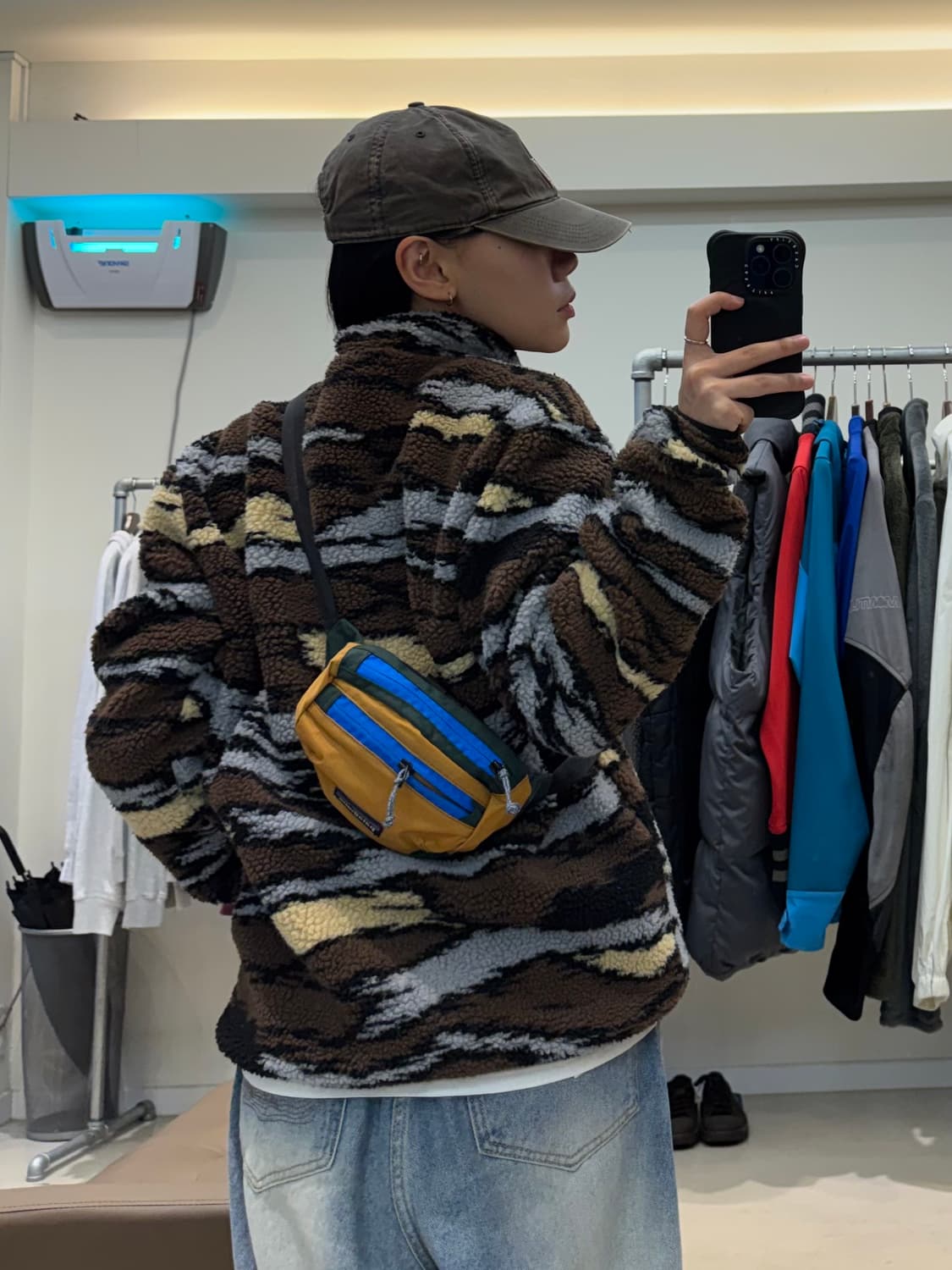 파타고니아 울트라라이트 블랙홀 미니 힙색 상품이미지8