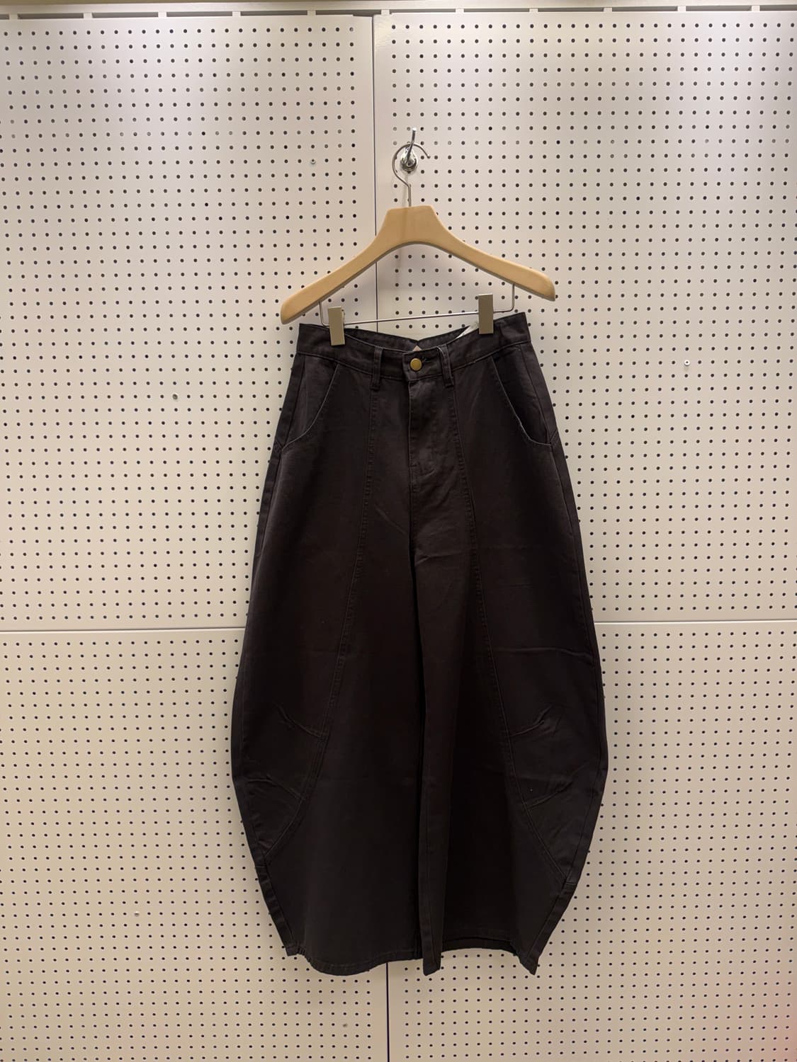 입체 패턴 와이드 팬츠 블랙 U493 상품이미지3