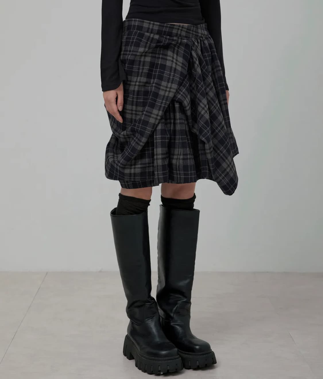 플레어업 Asymmetrical Draped Layered Skirt 상품이미지3