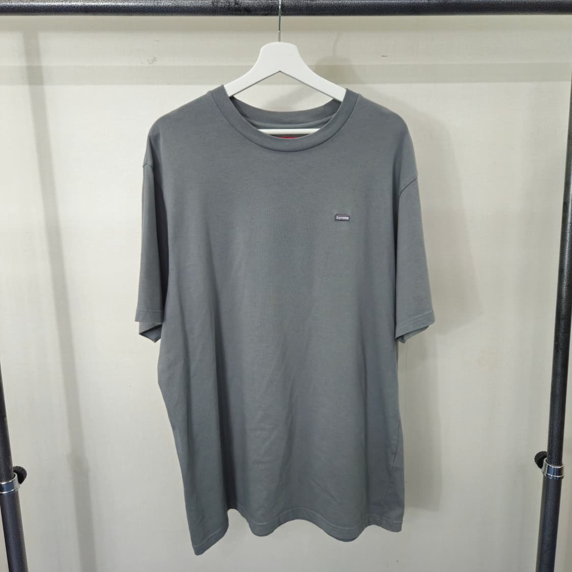 23fw 슈프림 스몰 박스 로고 반팔 티셔츠 L 상품이미지1