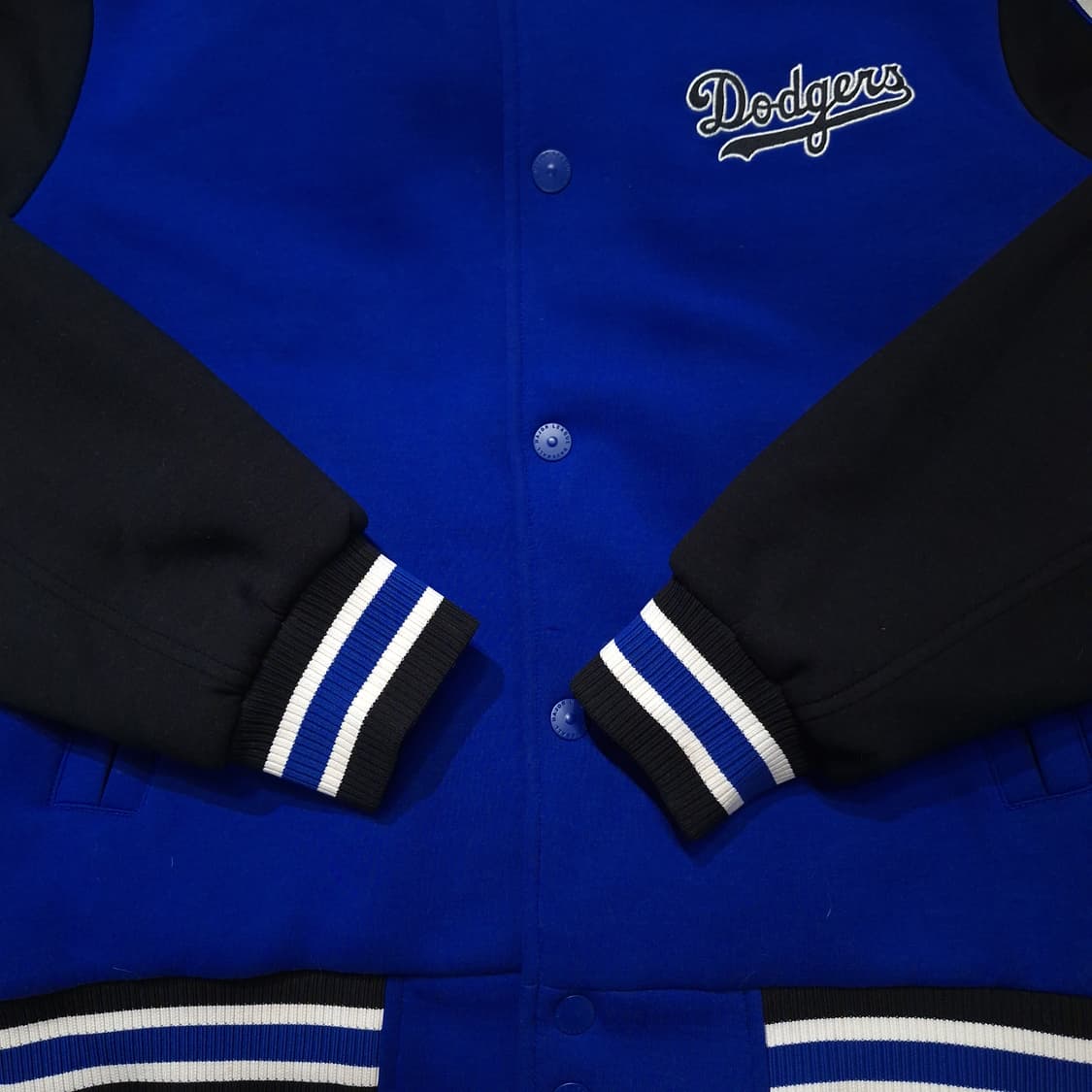 MLB 엠엘비 블루 블랙 LA 다저스 바시티자켓 스타디움점퍼 야구점퍼 L 상품이미지8