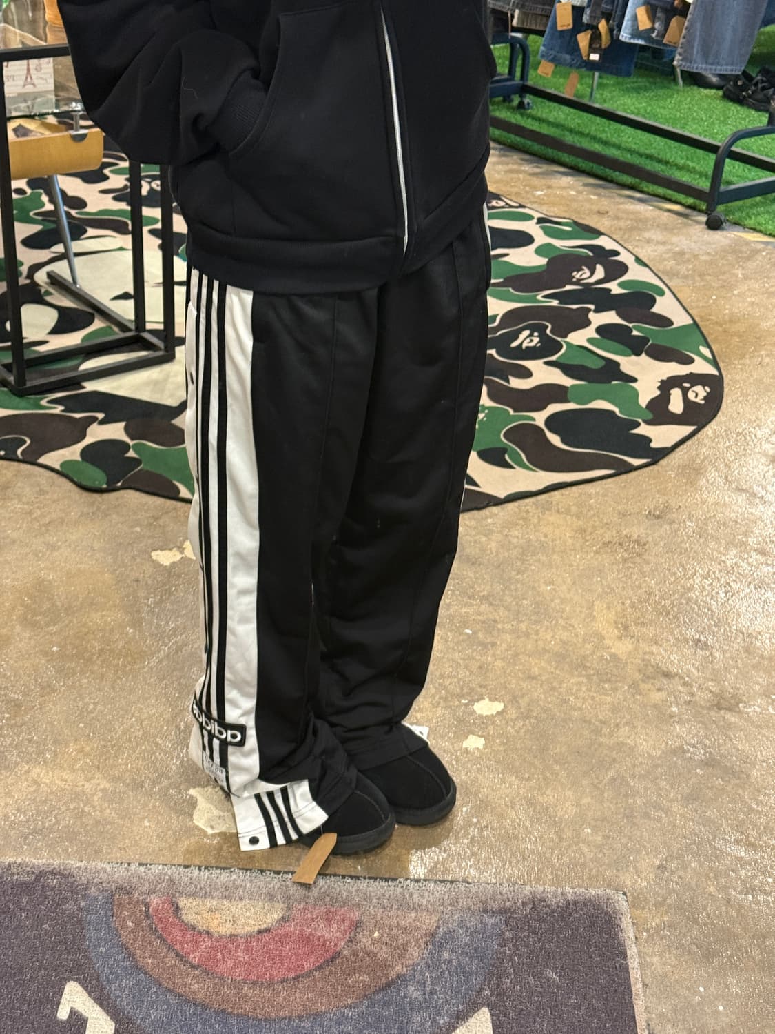 아디다스 아디브레이크 트랙 팬츠 상품이미지1