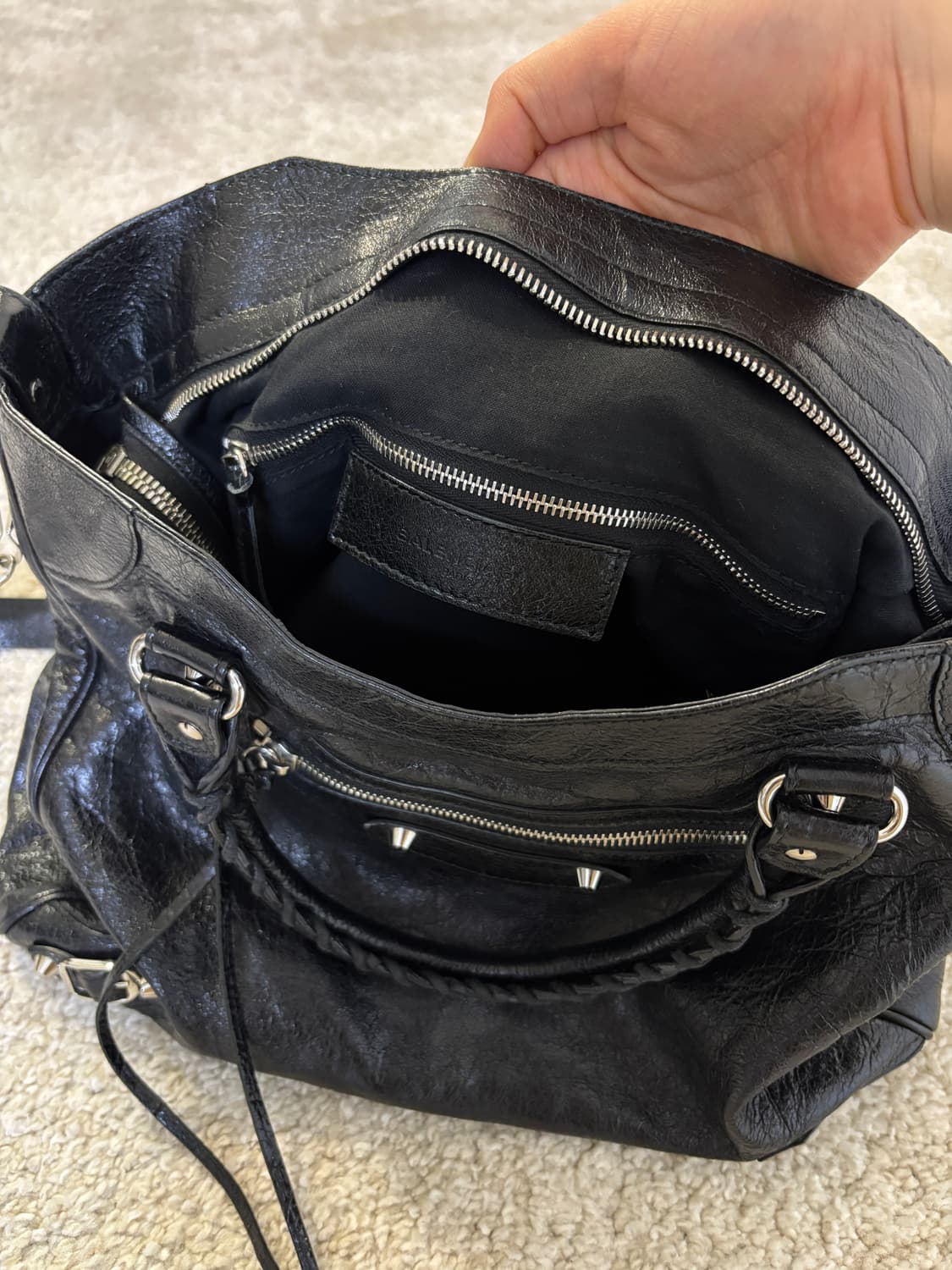 발렌시아가 모터백 벨로백 상품이미지5