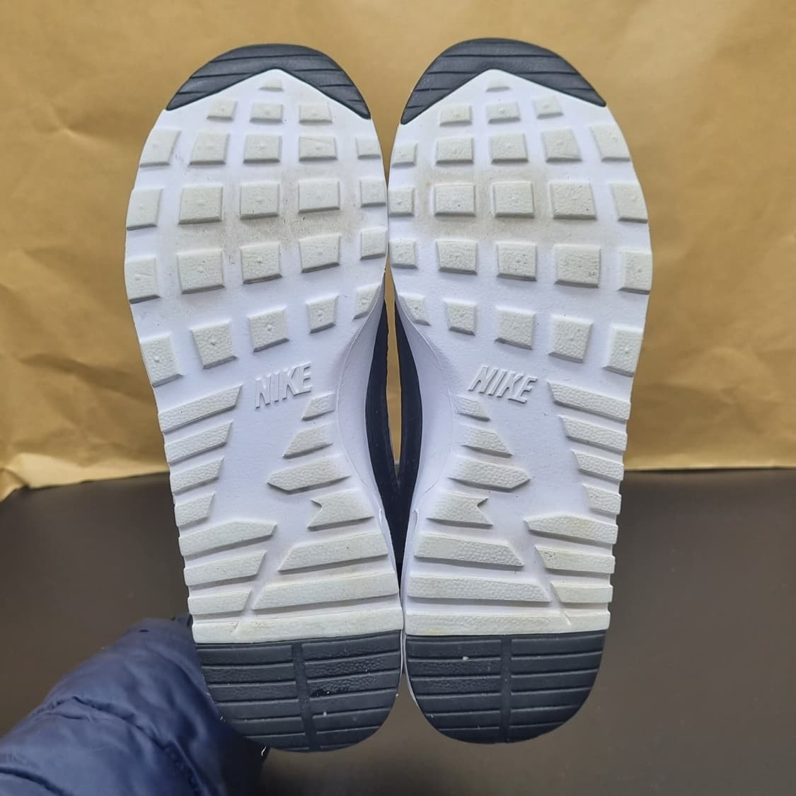 나이키 에어맥스 테아 블랙 여성운동화240 상품이미지3