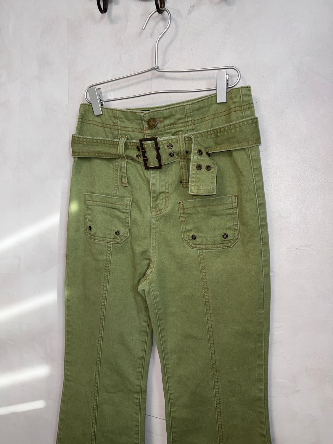 Green high waist belted bootscut pants 상품이미지2