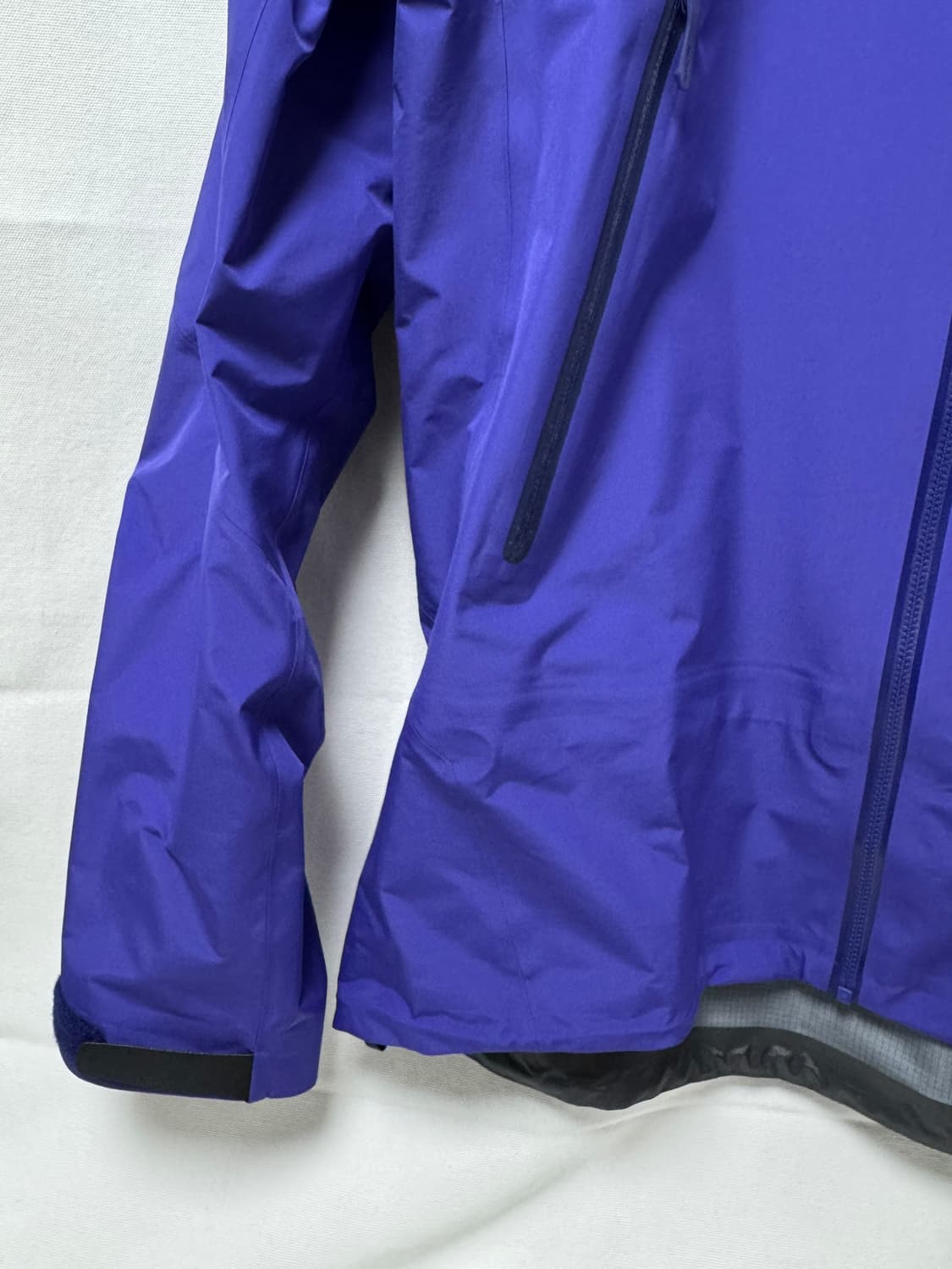 아크테릭스 베타 FL 스퀴드잉크 M (새상품) 상품이미지5