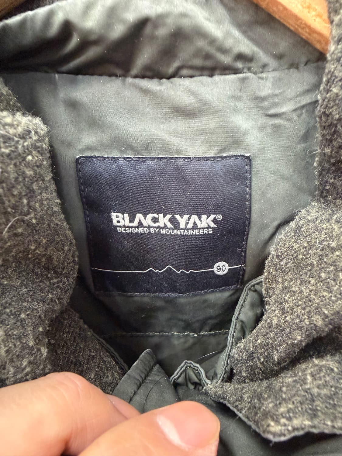 정품) 블랙야크 여성 양털카라 덕다운패딩 90 상품이미지6