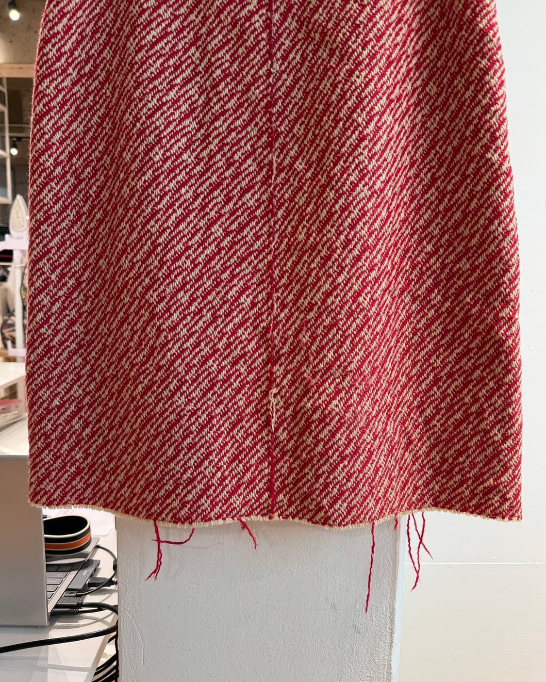 이자벨마랑 레드 트위드 미디스커트  상품이미지7