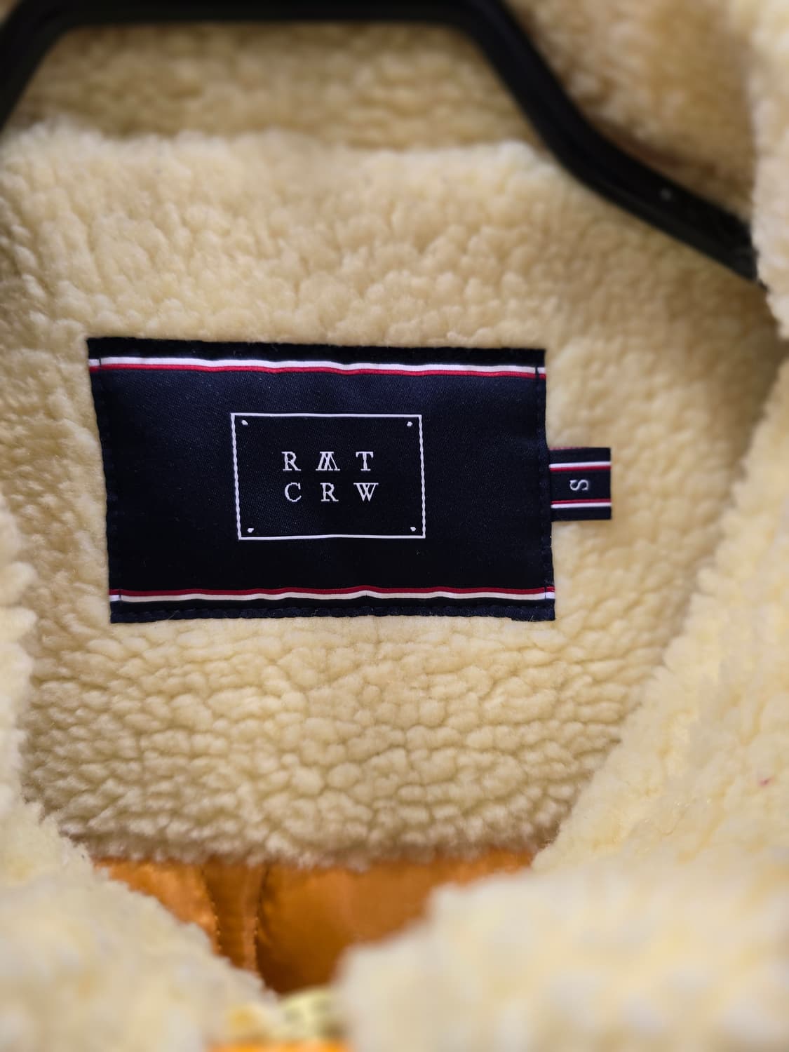 로맨틱크라운 남여공용 뽀글이 자켓 옐로우 S~M 상품이미지8