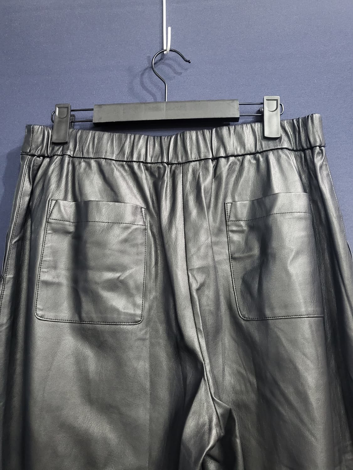 쉬즈미즈 합성가죽 밴드 팬츠 상품이미지5