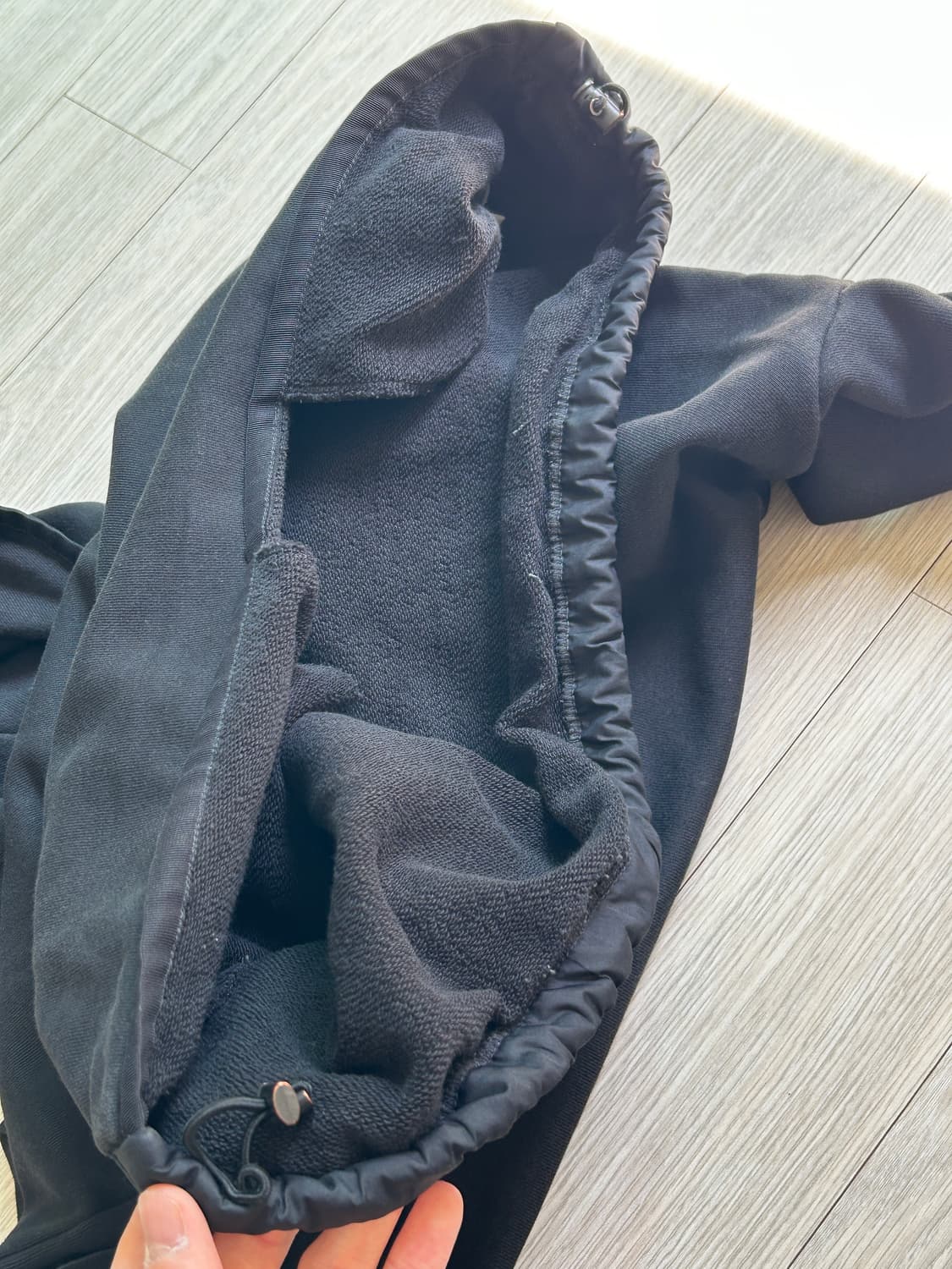 띠어리 목폴라 후드티 상품이미지9