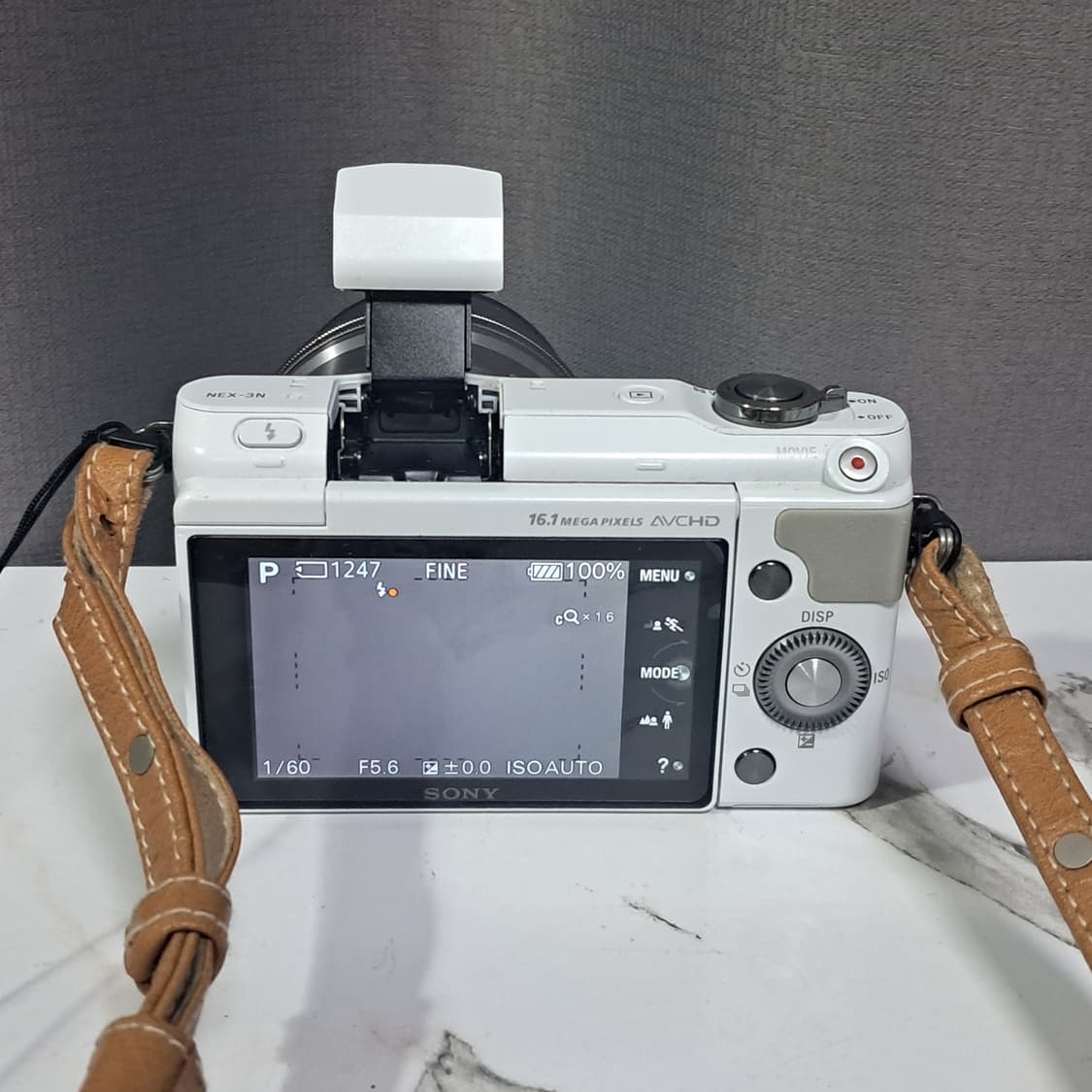 상태좋은! 소니 알파 NEX-3N 바디 /16-50mm 렌즈 상품이미지6