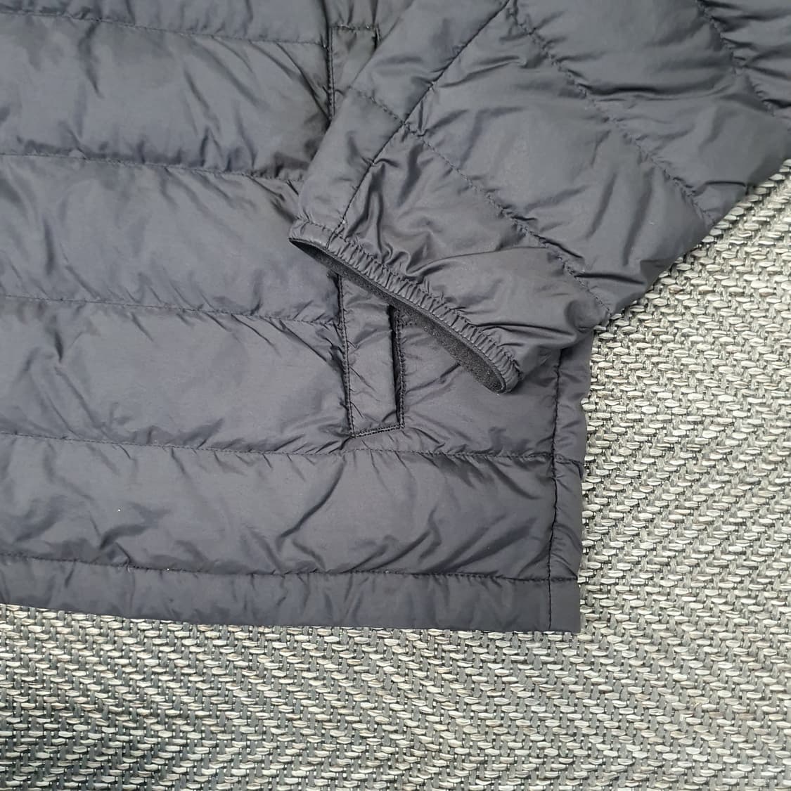 유니클로 오리털 경량패딩 남자105 상품이미지4