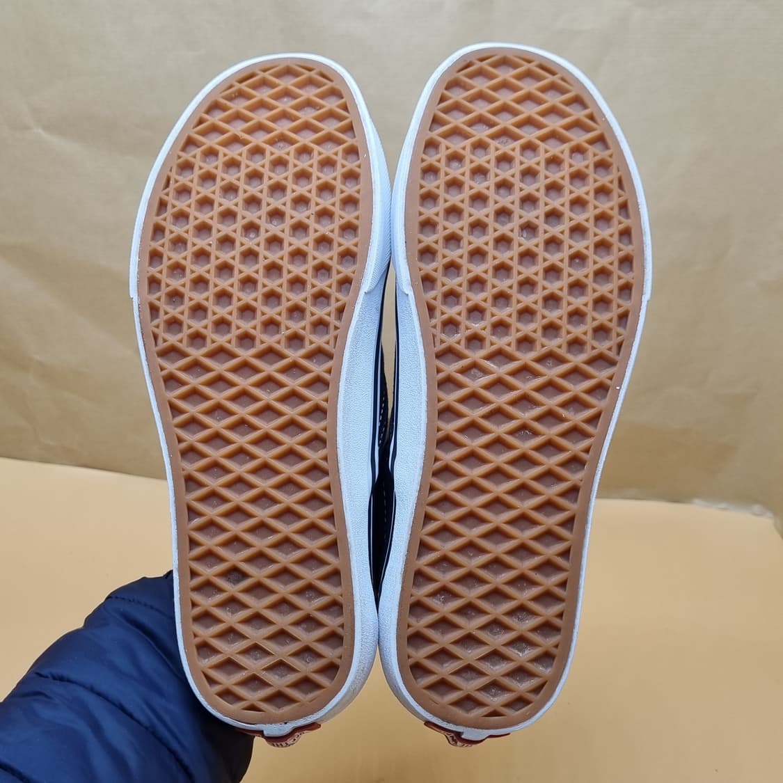 반스 클래식 블랙 슬립온250 상품이미지3