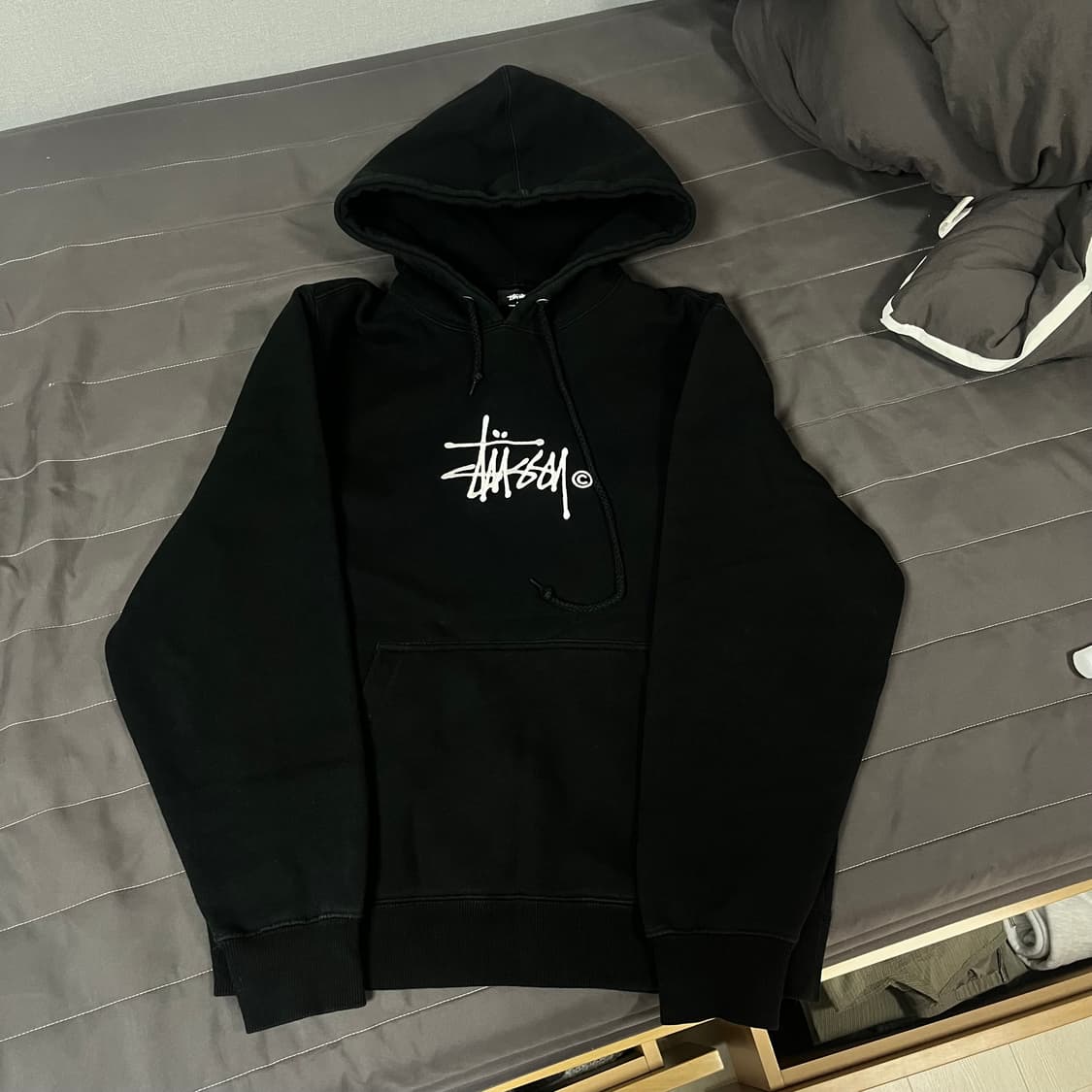 스투시 자수 로고 후드티 상품이미지3