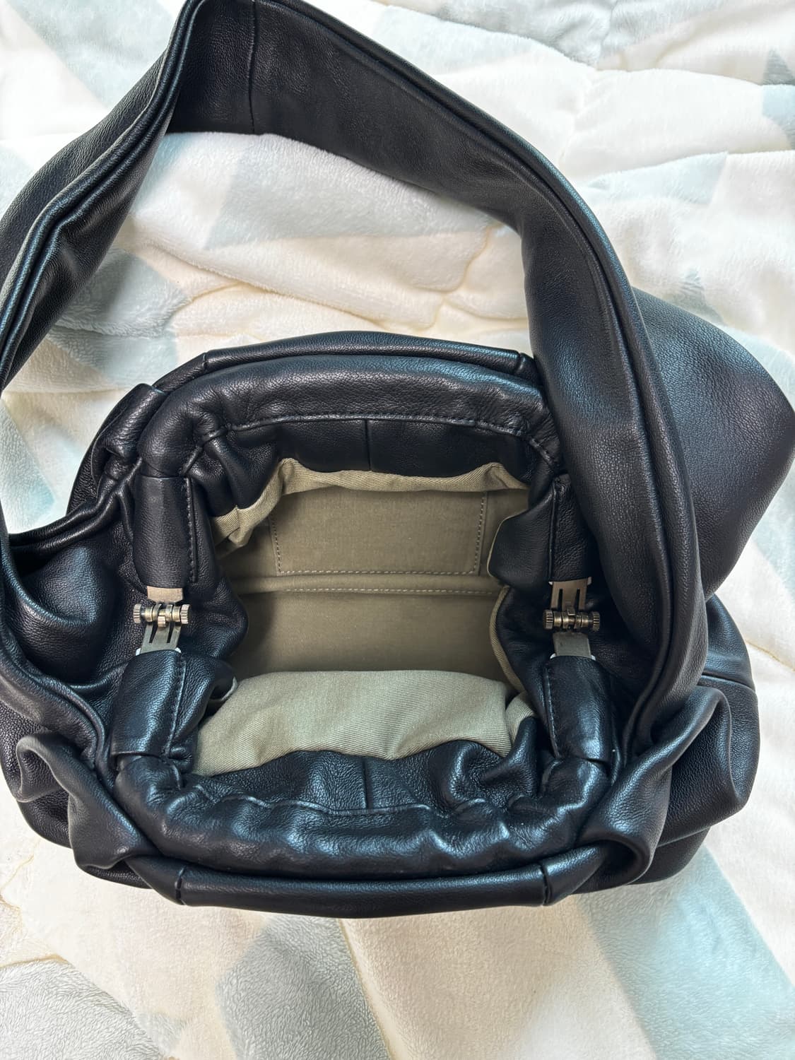 유르트 baum black 상품이미지4