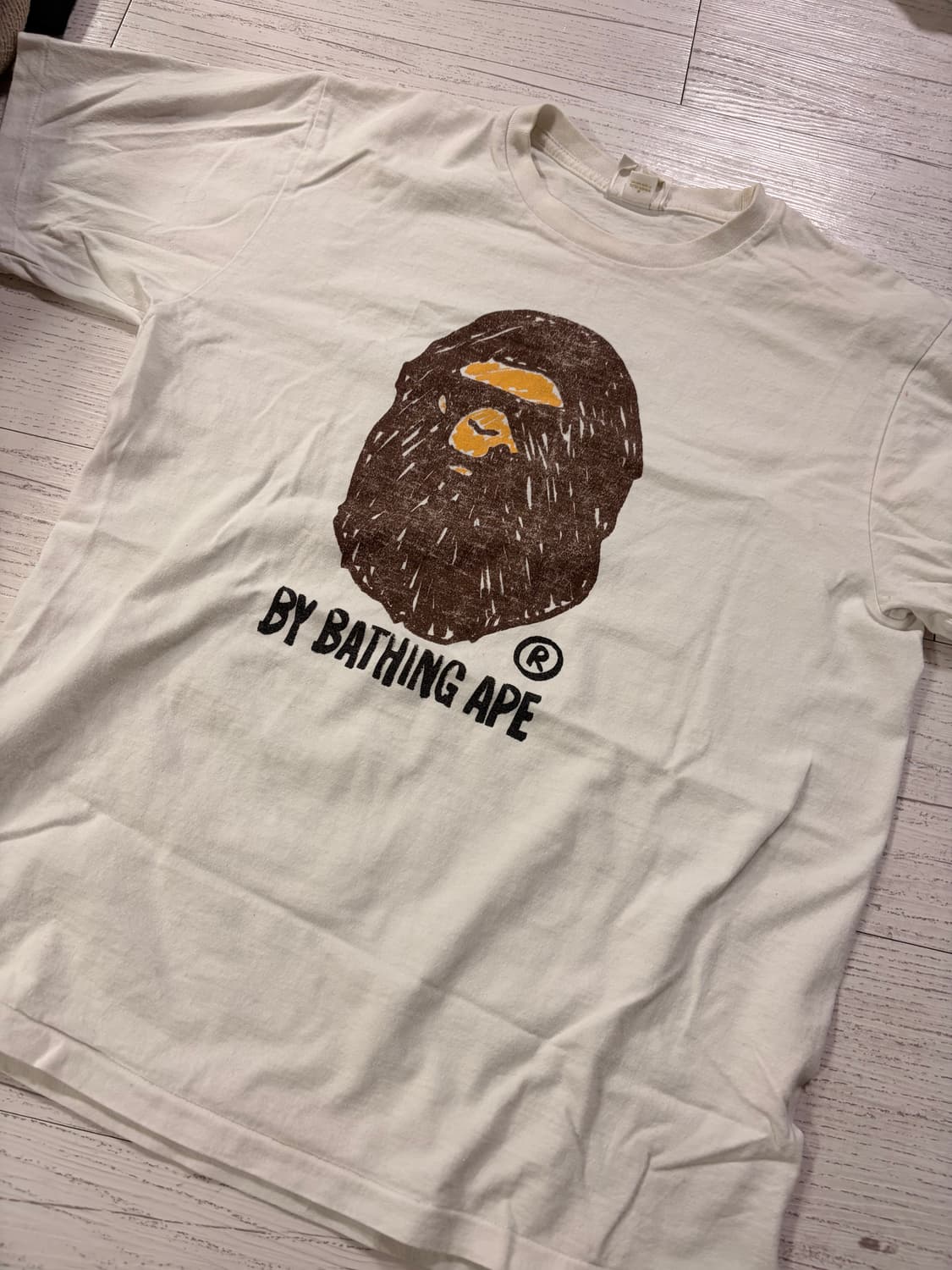 베이프 핸드 드로우 사이드 빅 에이프 헤드 티셔츠 화이트 상품이미지1