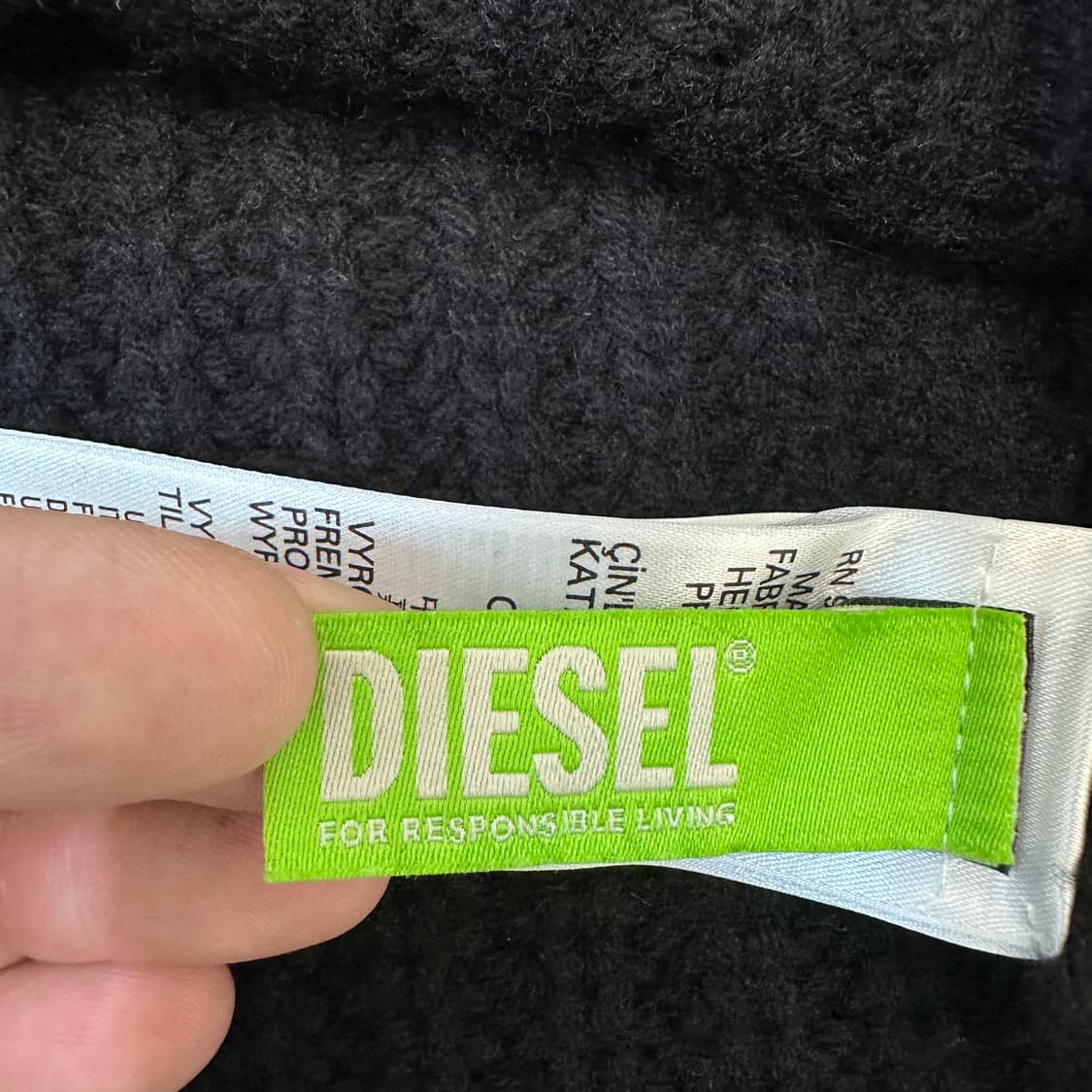 [여성XS] 디젤 목 폴라 니트 상품이미지4