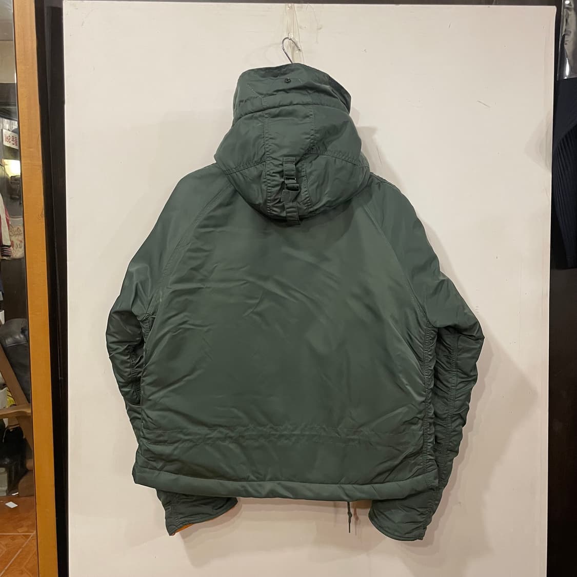 알파인더스트리 리메이크 크롭봄버 L 상품이미지2