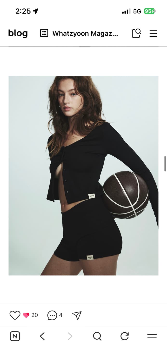 글로니 클래식 립 마이크로 쇼츠 팬츠 화이트 s사이즈 새거 팝니다 상품이미지3