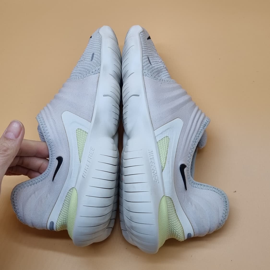 나이키 프리 런 플라이니트3.0 런닝화270. 상품이미지5