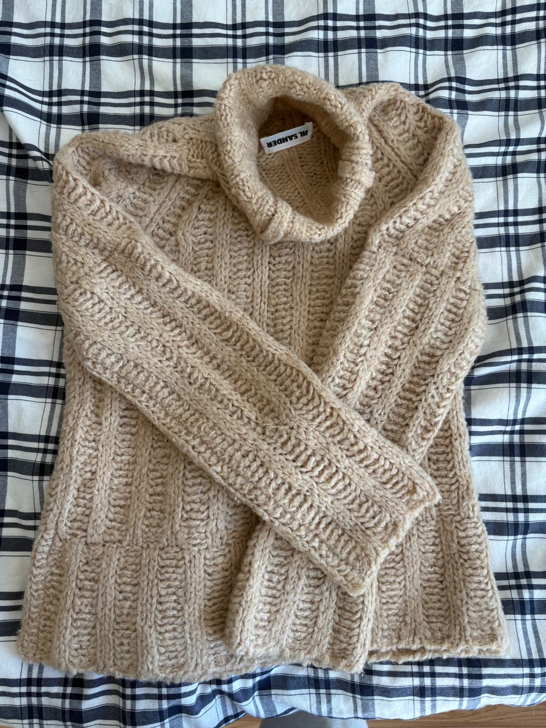 질샌더 목폴라 스웨터 베이지 상품이미지2