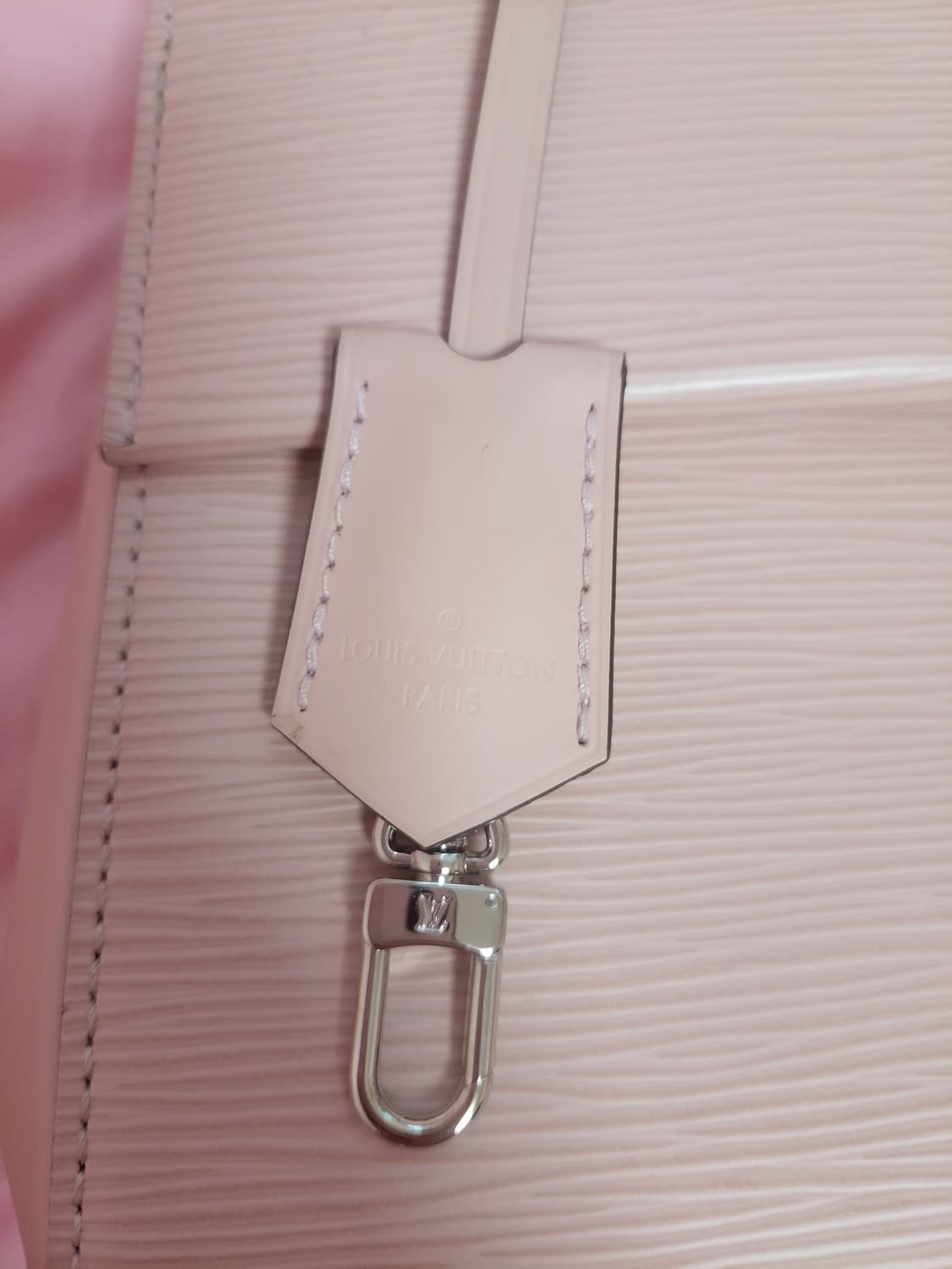 정품)급처상태좋음!루이비통 핑크 에삐 클루니bb 토트 크로스백 가방 상품이미지5