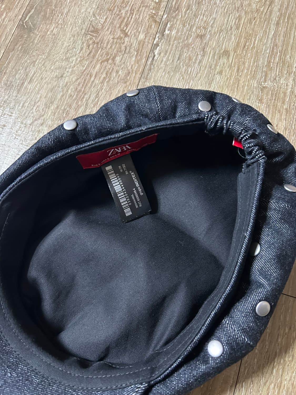 자라 해리램버트 스터드 캡 상품이미지2