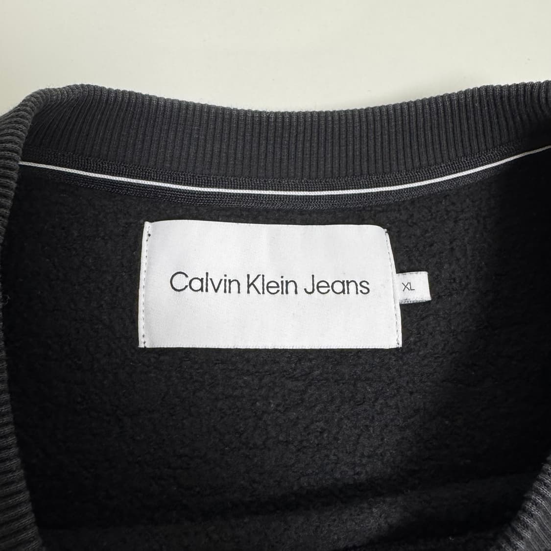 CK 릴렉스핏 CALVIN 로고 기모 스웨트셔츠 상품이미지3